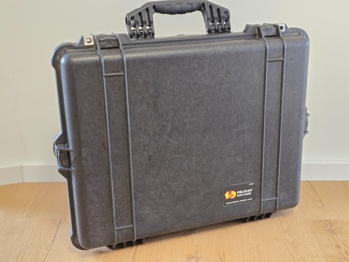 Pelican 1600 peli case - pelican, box