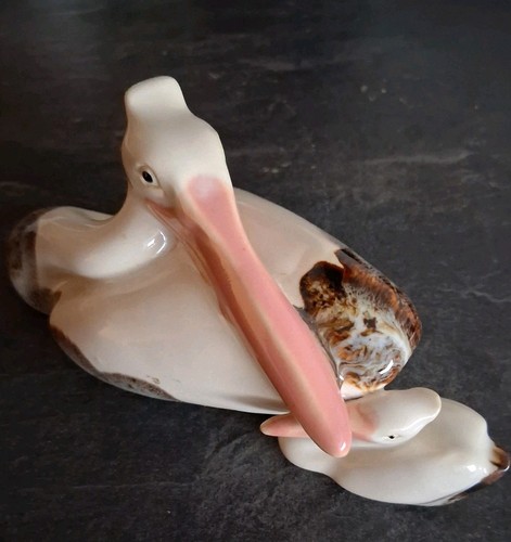 Statuina pellicano shiwan
